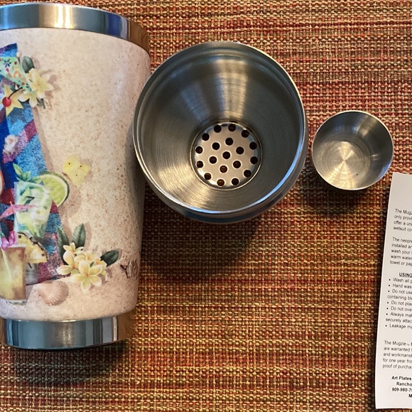 Mugzie Cocktail Shaker -New - Picture 7 of 8